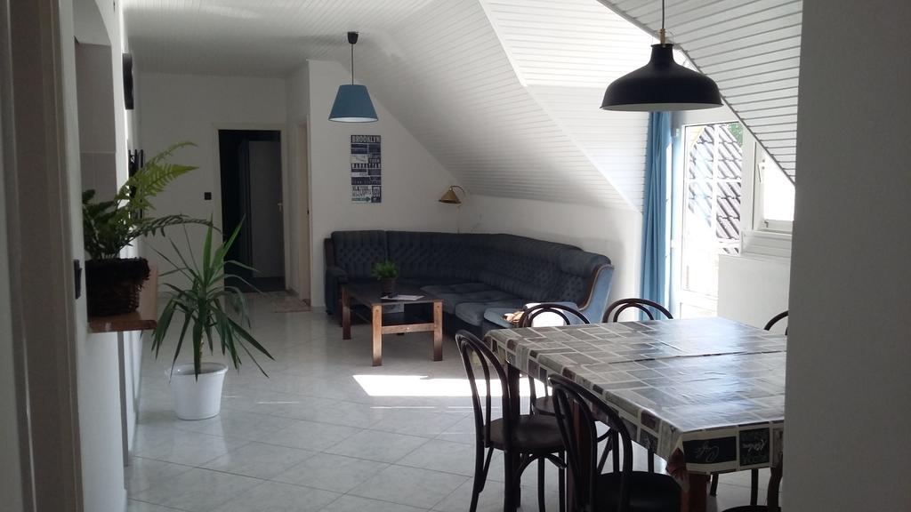 Apartman Soos -- Only For Relaxation, Not For Party! Шіофок Екстер'єр фото