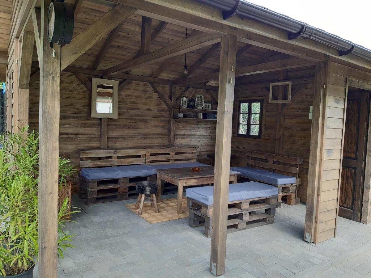 Apartman Soos -- Only For Relaxation, Not For Party! Шіофок Екстер'єр фото